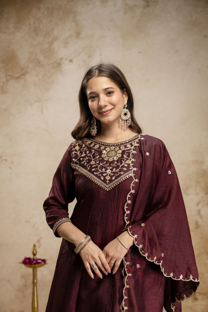 WOMEN'S PURE VICHITRA SILK GOWN SET'S