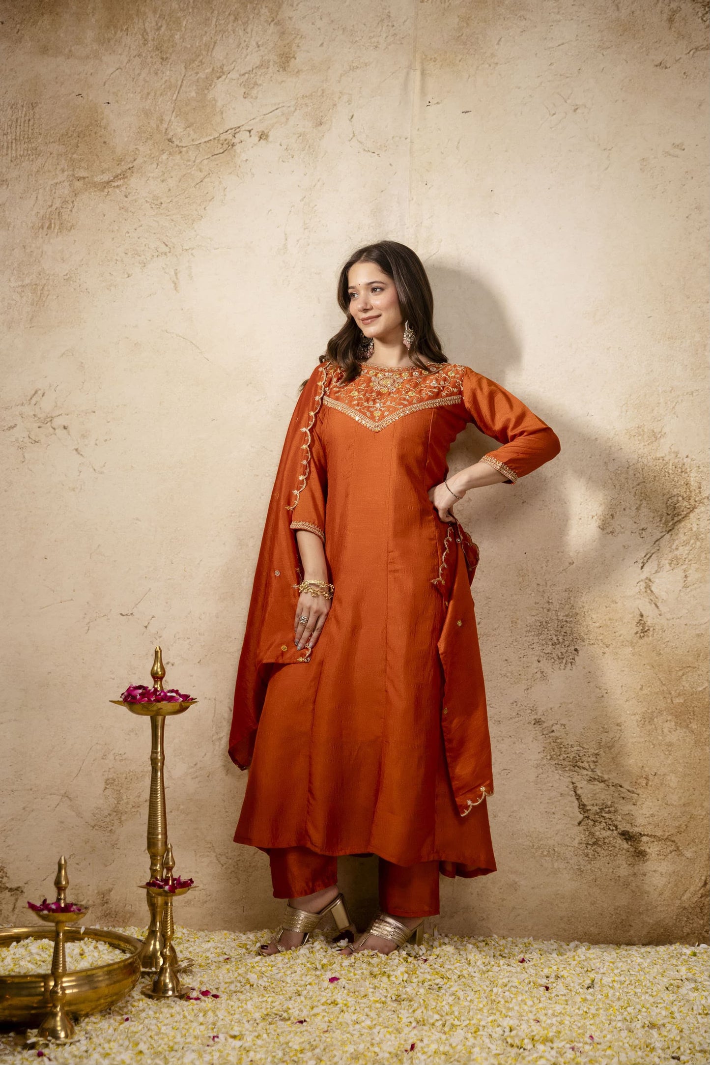 WOMEN'S PURE VICHITRA SILK GOWN SET'S