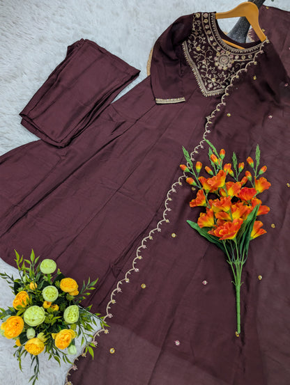 WOMEN'S PURE VICHITRA SILK GOWN SET'S