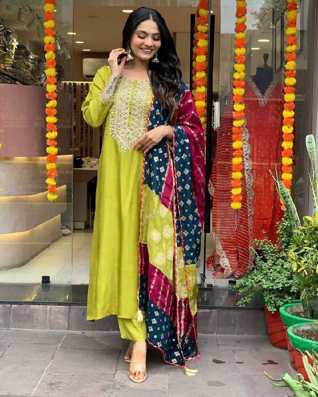 Designer Party Wear Look