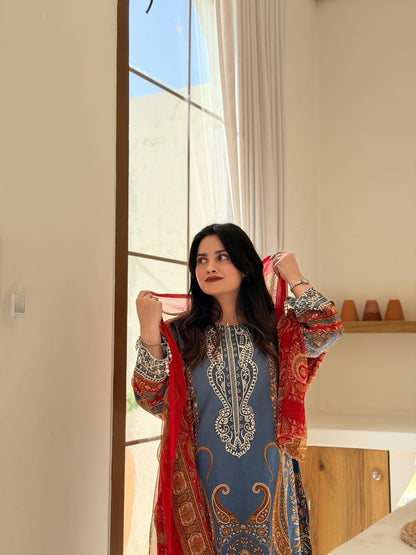 Pakistani Prints &amp; Intricate Embroidery
