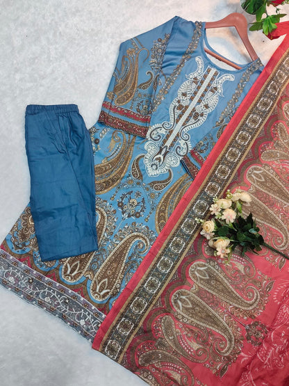 Pakistani Prints &amp; Intricate Embroidery