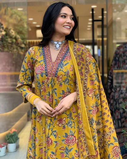 LINE PRINTED PREMIUM COTTON BLEND SUIT