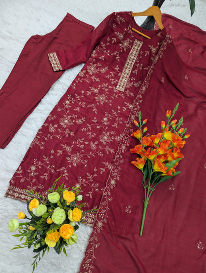 WOMEN'S PURE VICHITRA SILK KURTA SET'S