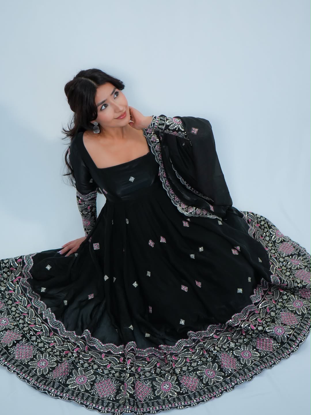 Designer Anarkali Set – Elegant Ethnic Wear