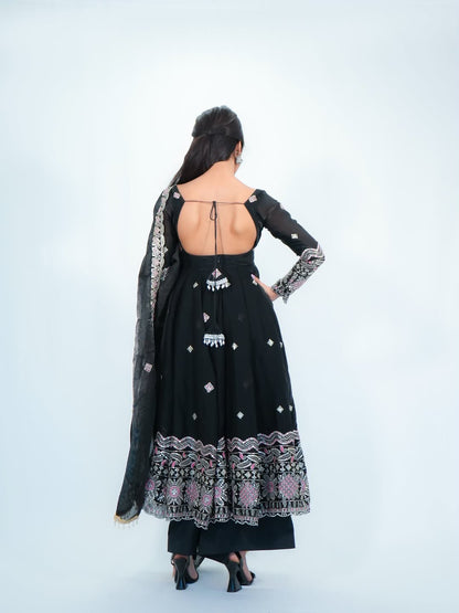 Designer Anarkali Set – Elegant Ethnic Wear