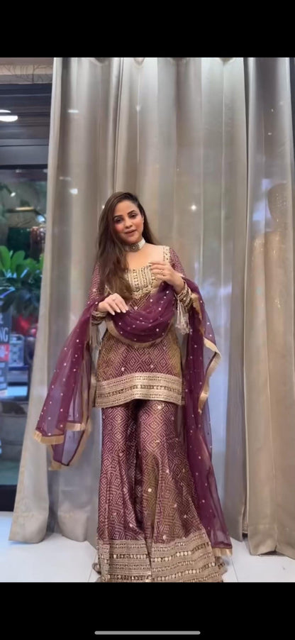 HEAVY 3 PIECES SUIT PAIR WITH EMBROIDERY WORK &amp; FANCY LACE