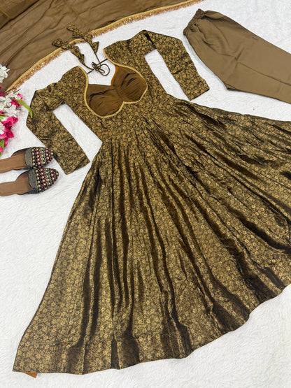 Anarkali Suit In New Fancy Style