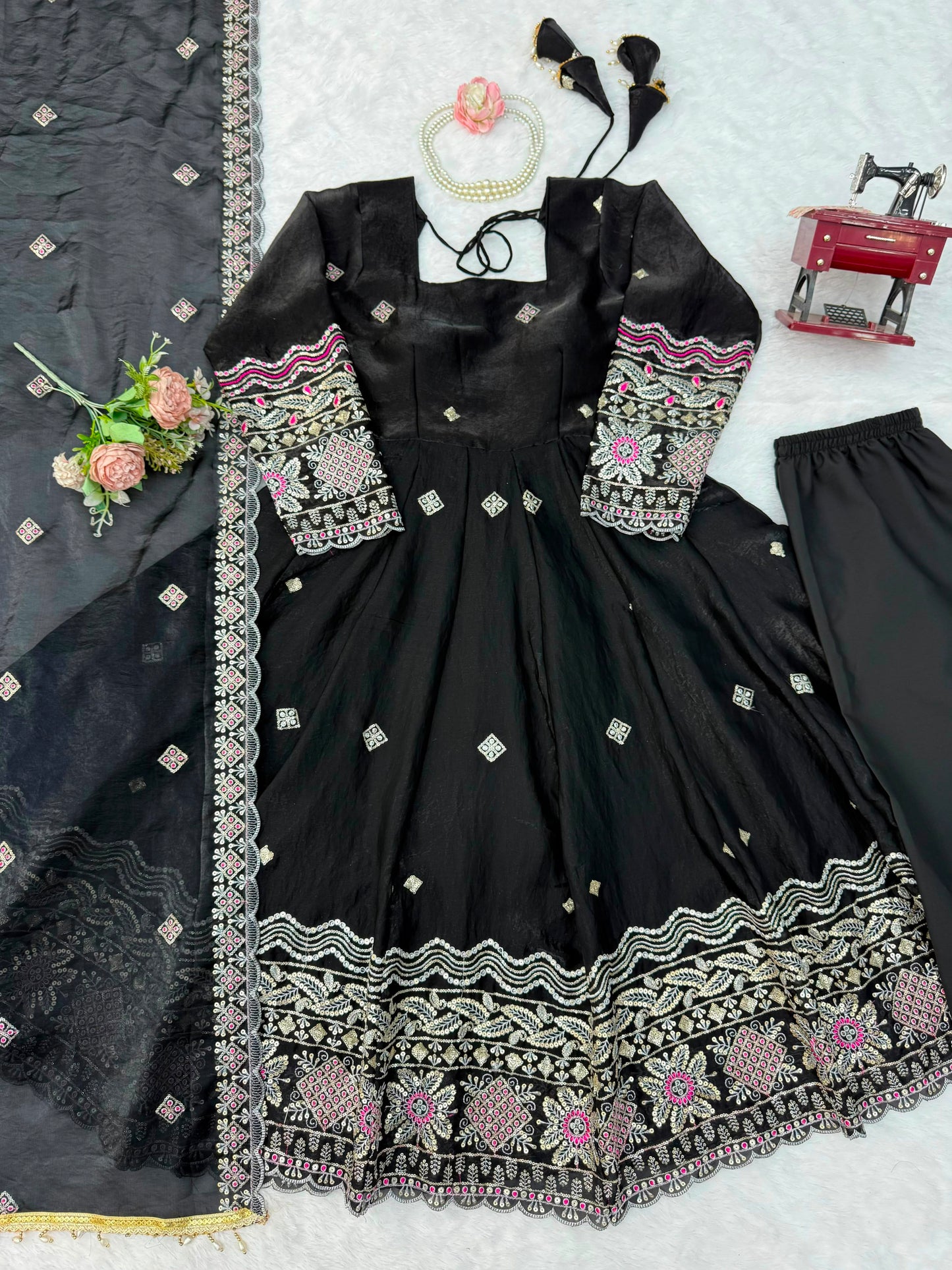 Designer Anarkali Set – Elegant Ethnic Wear