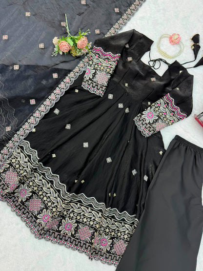 Designer Anarkali Set – Elegant Ethnic Wear